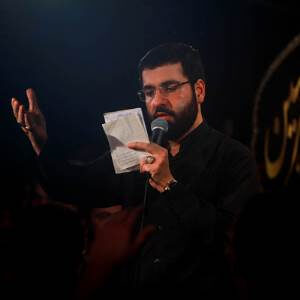 دانلود مداحی حسین سیب سرخی با یا حسین توبه ی آدم قبول شد