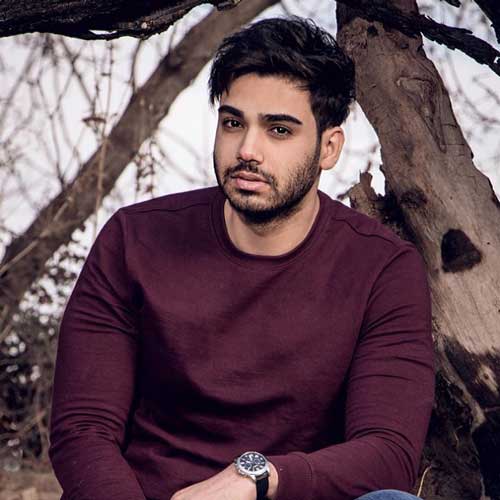 دانلود آهنگ سینا درخشنده حواسم هست بهت 