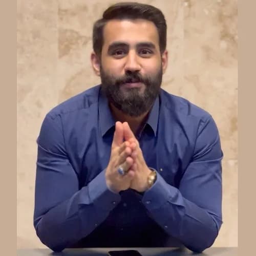 دانلود مداحی حسین طاهری دیدن چهره ات شیرینه عین عسل دانلود مداحی حسین طاهری دیدن چهره ات شیرینه عین عسل