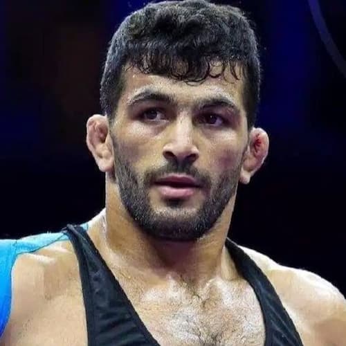 دانلود آهنگ وحید مرادی یوزپلنگ دانلود آهنگ وحید مرادی یوزپلنگ