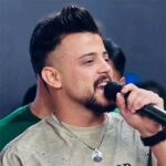 دانلود آهنگ محمد ملایی دلوم میخواد بگیروم یک کلاشی دانلود آهنگ محمد ملایی دلوم میخواد بگیروم یک کلاشی