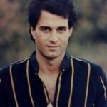 دانلود آهنگ احمد آزاد با رنگ موهات دل میبری دسته به دسته