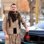 دانلود آهنگ هومن آدینه وند ﻣﻪ او اشکسته ﺑﺎﻟﻢ ﻛﻪ دارم ﺷﻮق ﭘﺮواز نسخه معروف اینستاگرام